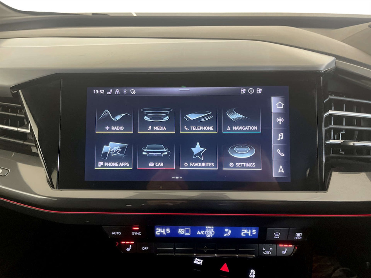 Used Audi Q4 e-tron 2022 for sale - 77506880: Photo 23