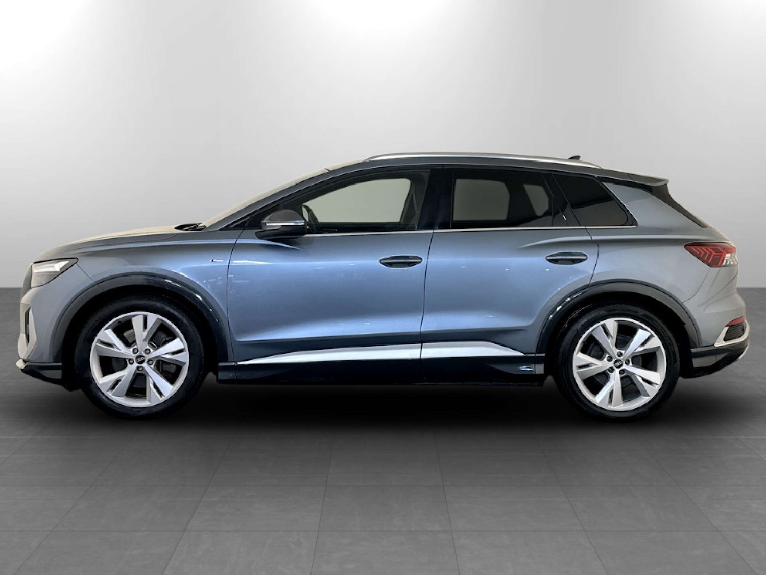 Used Audi Q4 e-tron 2021 for sale - 77185286: Photo 7