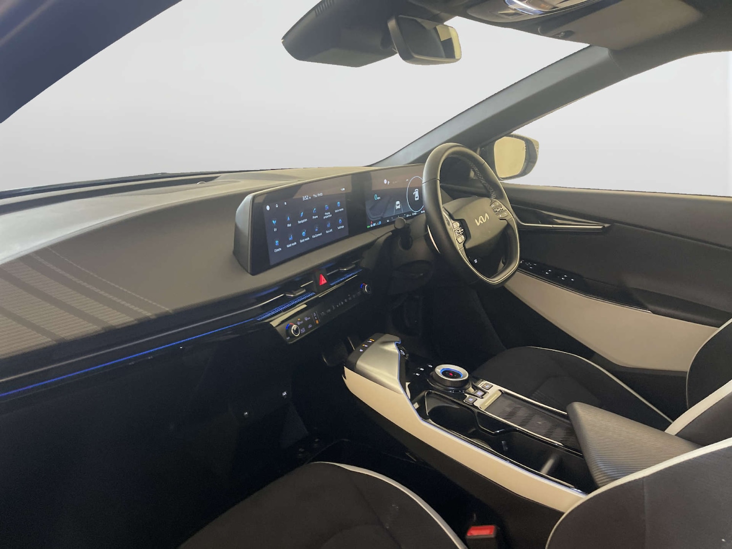 Used Kia EV6 2023 for sale - 77953300: Photo 12