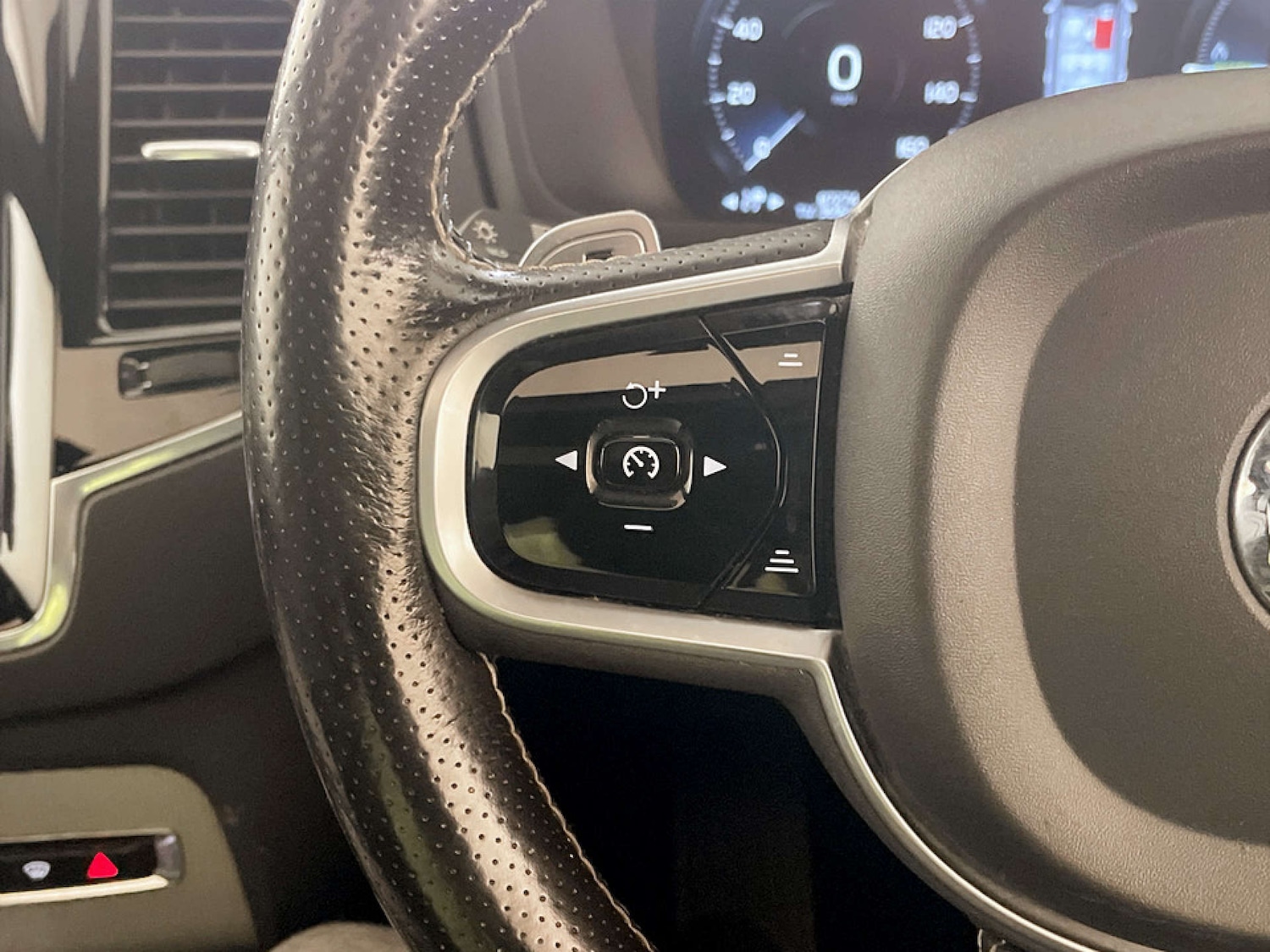 Used Volvo XC90 2019 for sale - 77185287: Photo 19