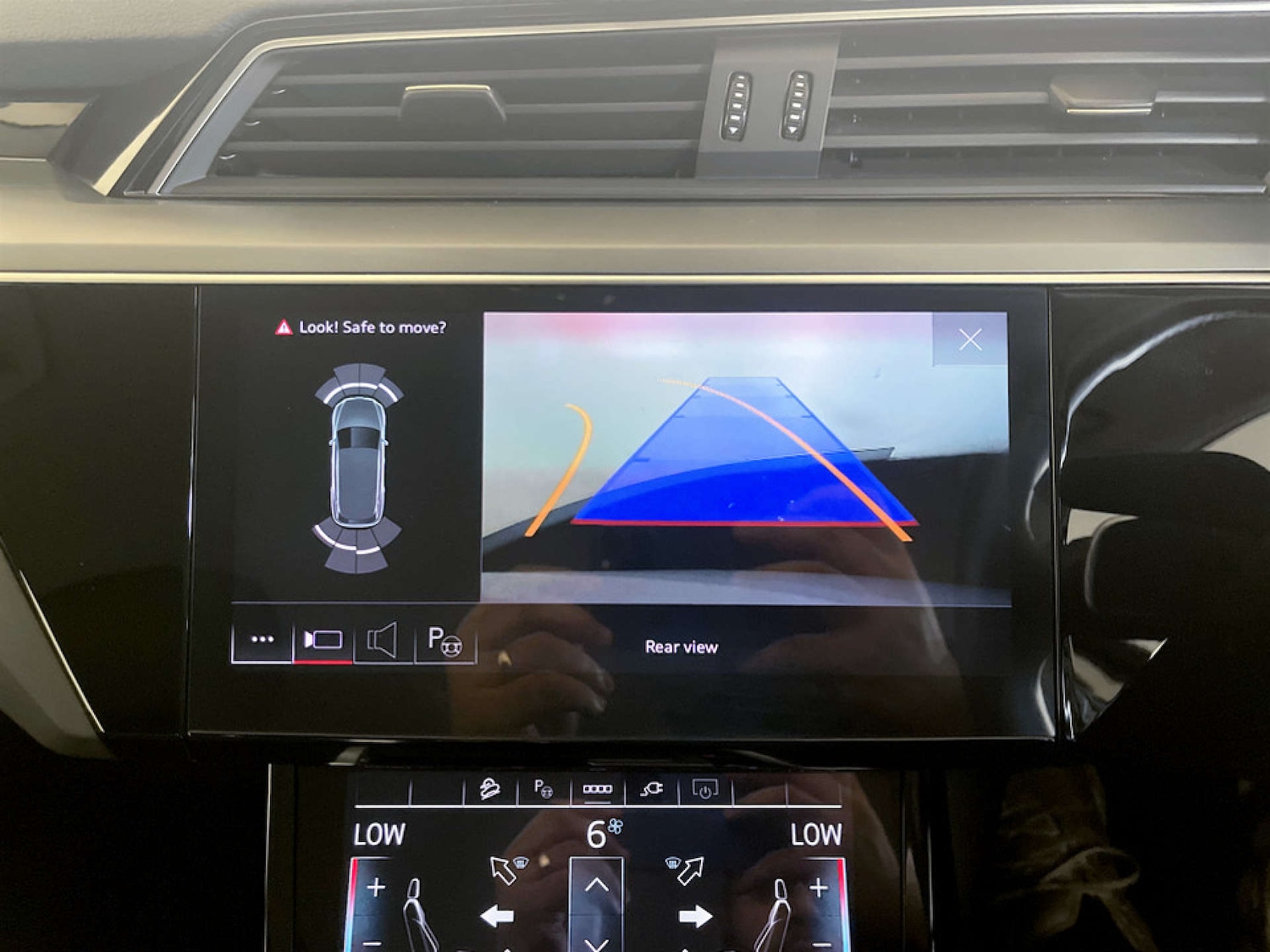 Used Audi e-tron 2022 for sale - 77355476: Photo 21