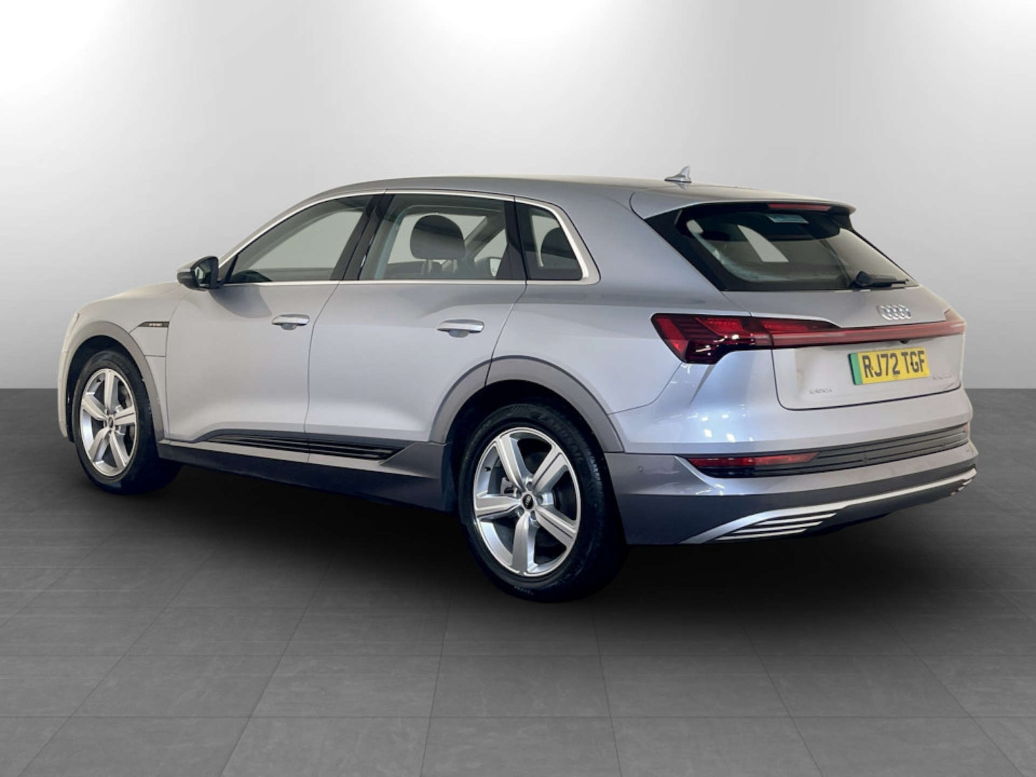 Used Audi e-tron 2022 for sale - 77355476: Photo 8