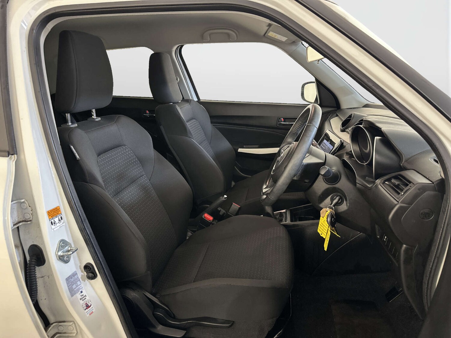 Used Suzuki Swift 2019 for sale - 77934084: Photo 13