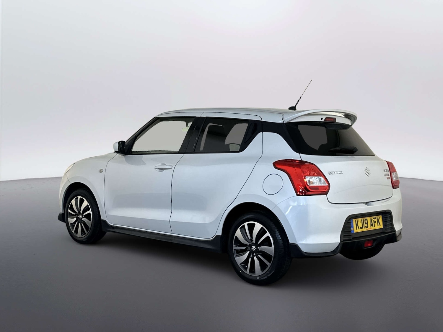 Used Suzuki Swift 2019 for sale - 77934084: Photo 8