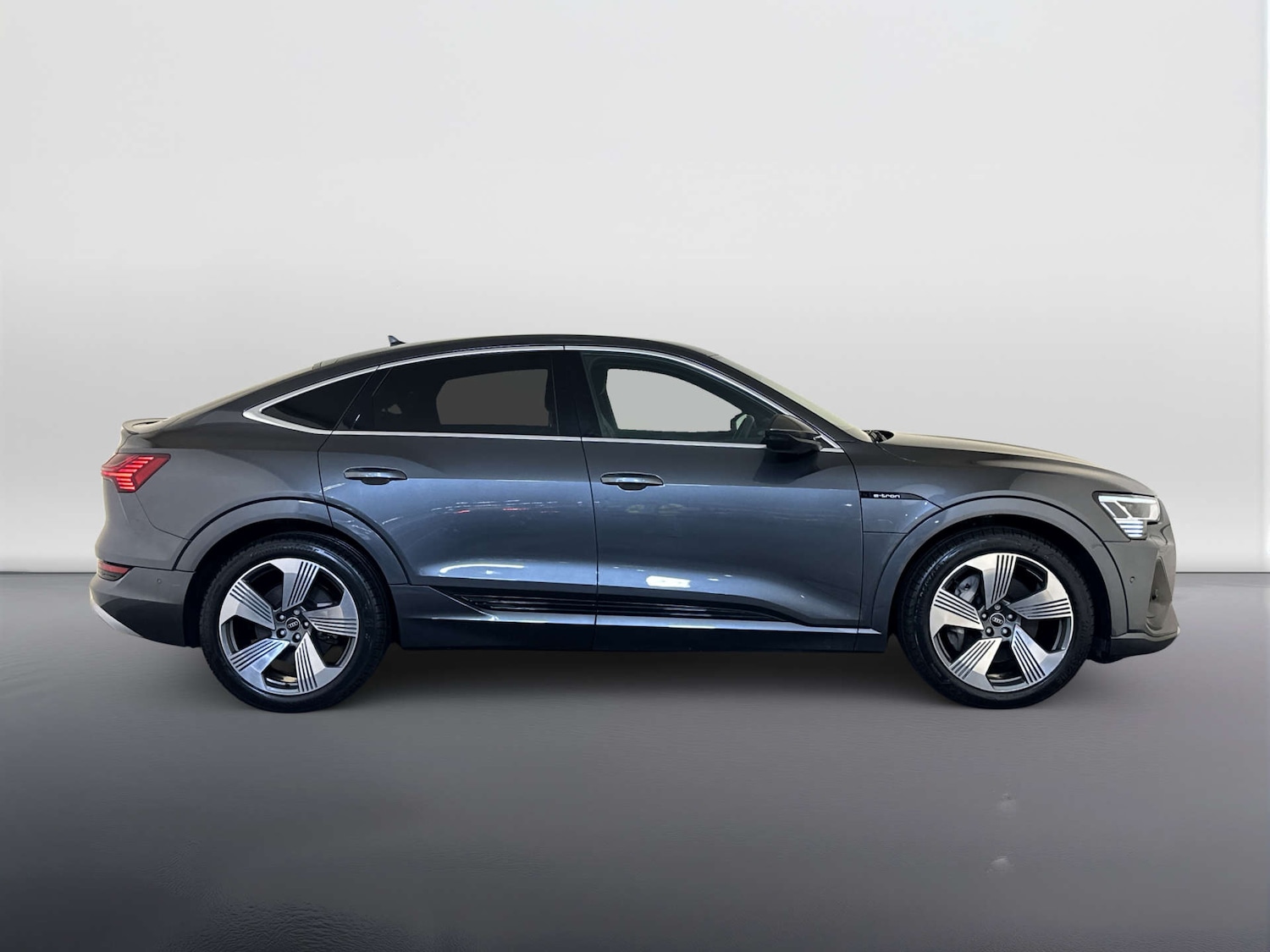 Used Audi e-tron 2022 for sale - 78045020: Photo 11