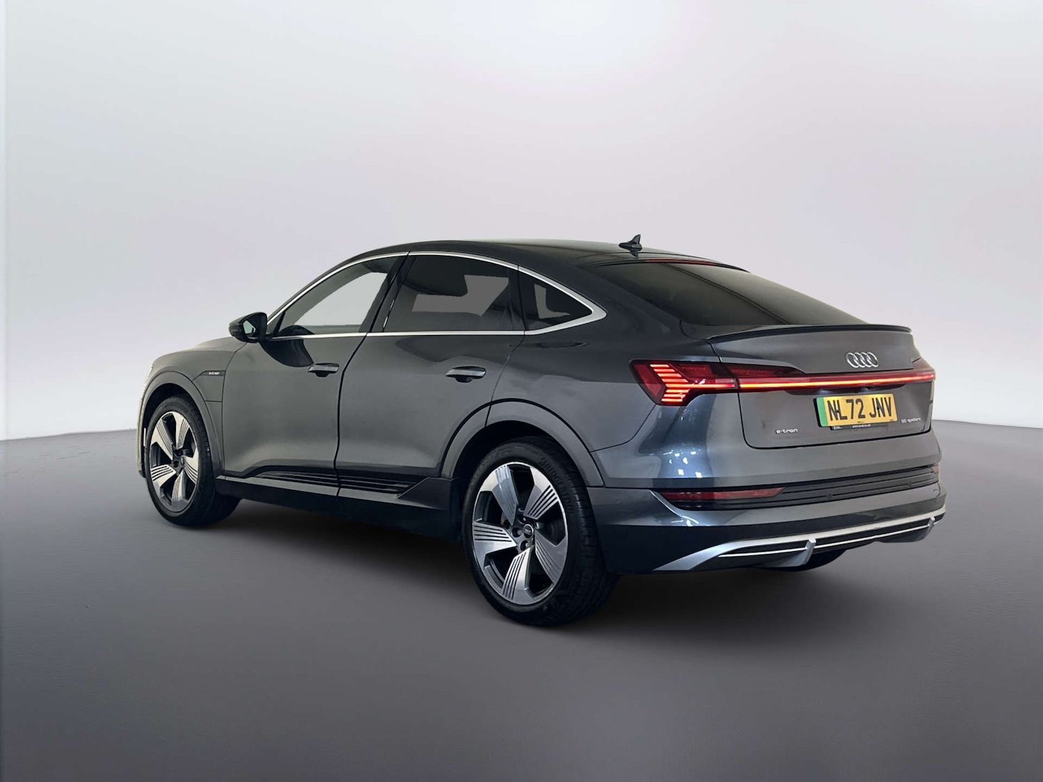 Used Audi e-tron 2022 for sale - 78045020: Photo 8