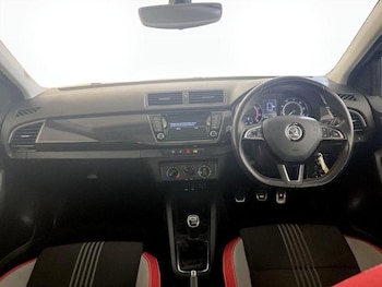 Used Skoda Fabia 2017 for sale - 76452782: Photo