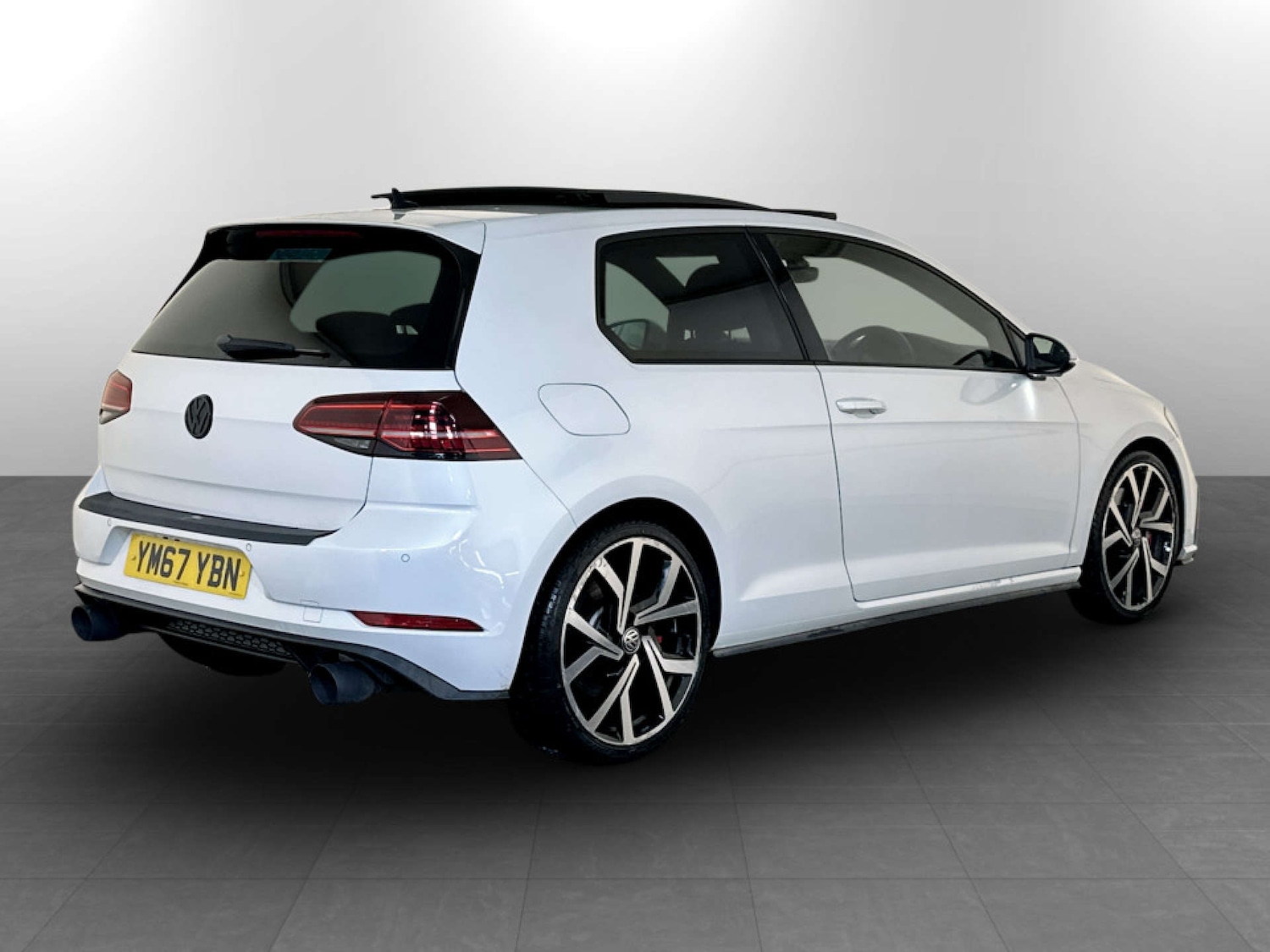 Used Volkswagen Golf 2017 for sale - 77211817: Photo 10