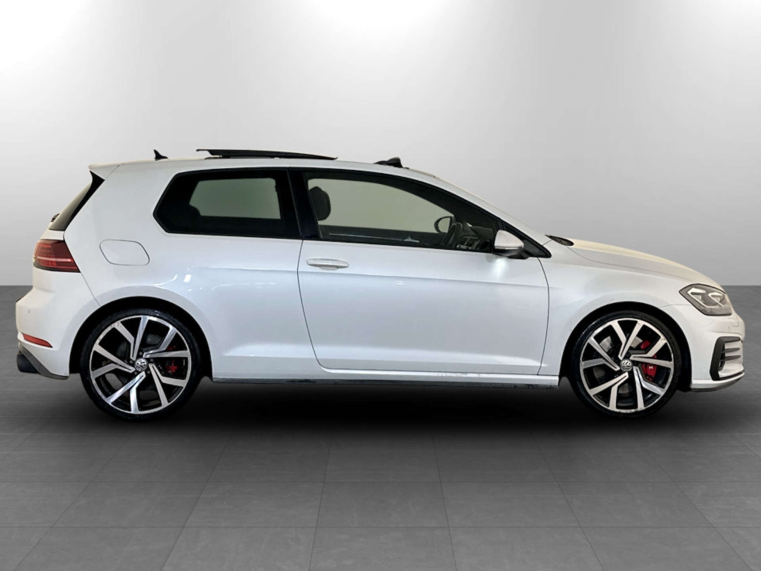 Used Volkswagen Golf 2017 for sale - 77211817: Photo 11