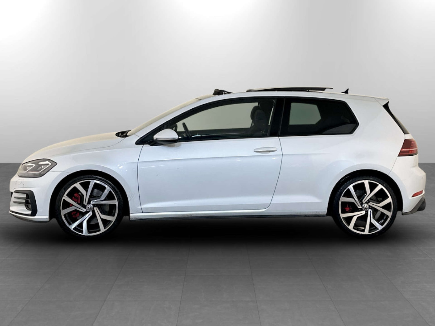 Used Volkswagen Golf 2017 for sale - 77211817: Photo 7