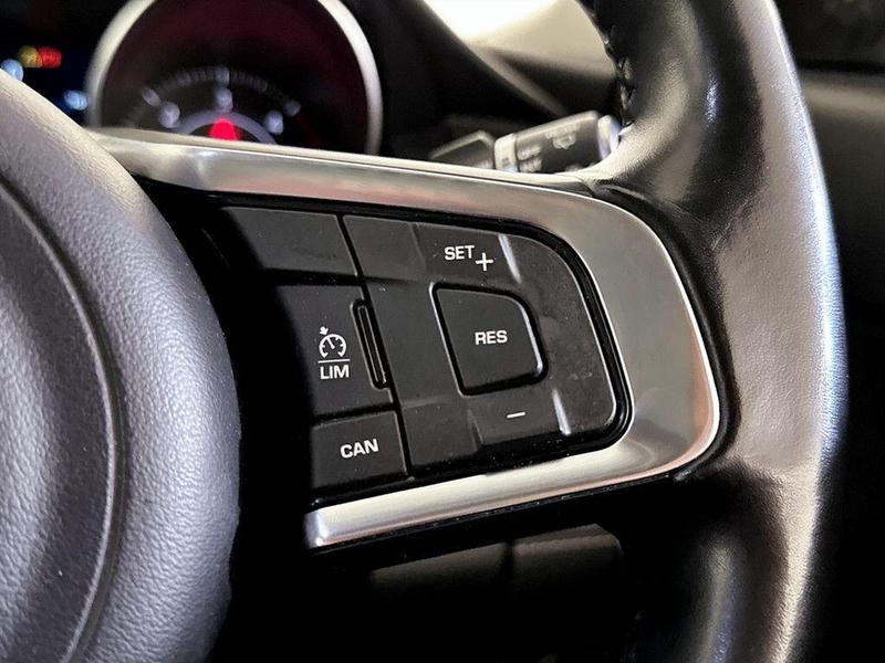 Used Jaguar E-Pace 2018 for sale - 76117477: Photo 20