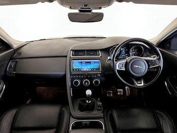 Used Jaguar E-Pace 2018 for sale - 76117477: Photo 3