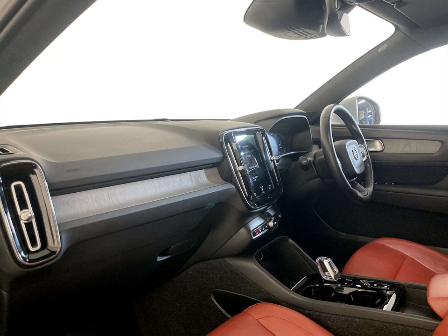 Used Volvo XC40 2021 for sale - 77200680: Photo 12