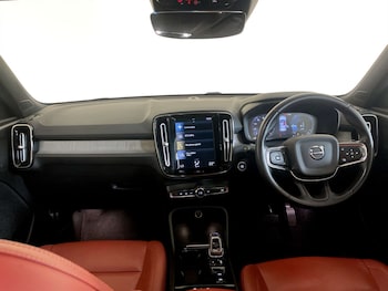 Used Volvo XC40 2021 for sale - 77200680: Photo