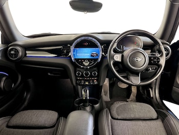 Used MINI Hatch 2021 for sale - 77211802: Photo