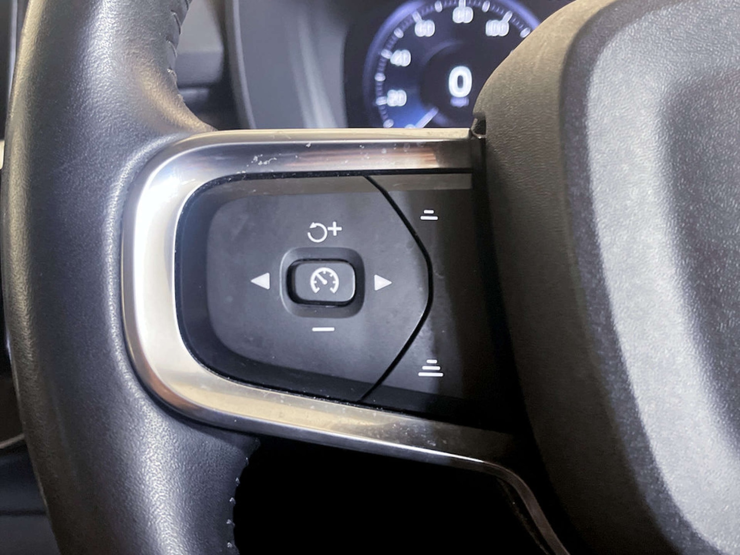 Used Volvo XC40 2020 for sale - 77688295: Photo 15