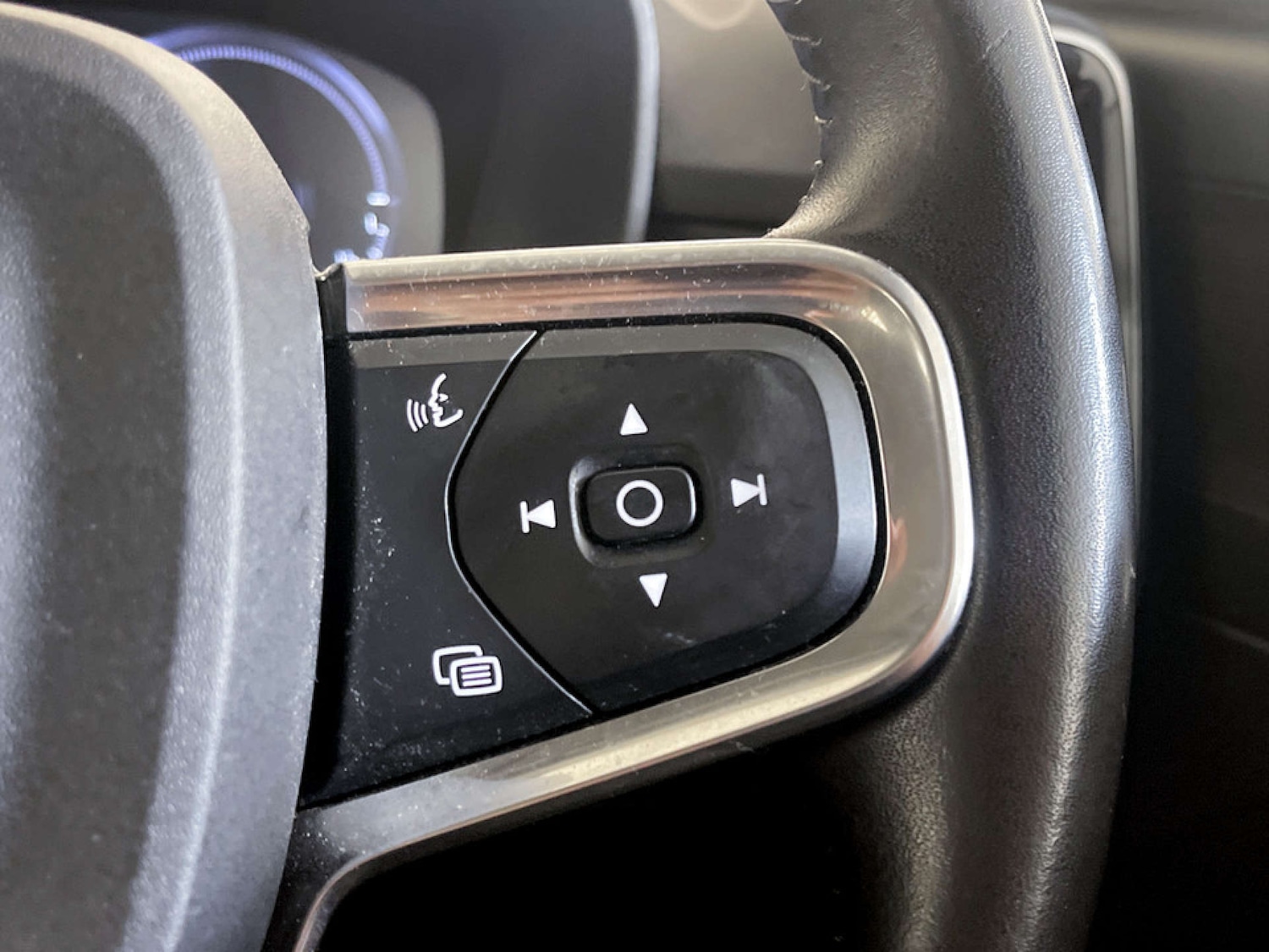 Used Volvo XC40 2020 for sale - 77688295: Photo 17