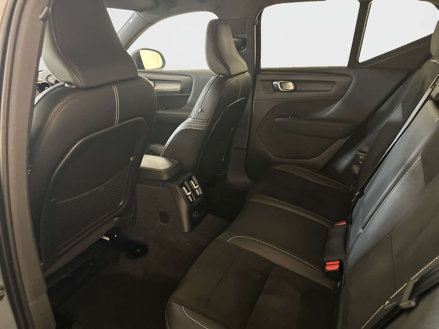 Used Volvo XC40 2021 for sale - 77988202: Photo 14