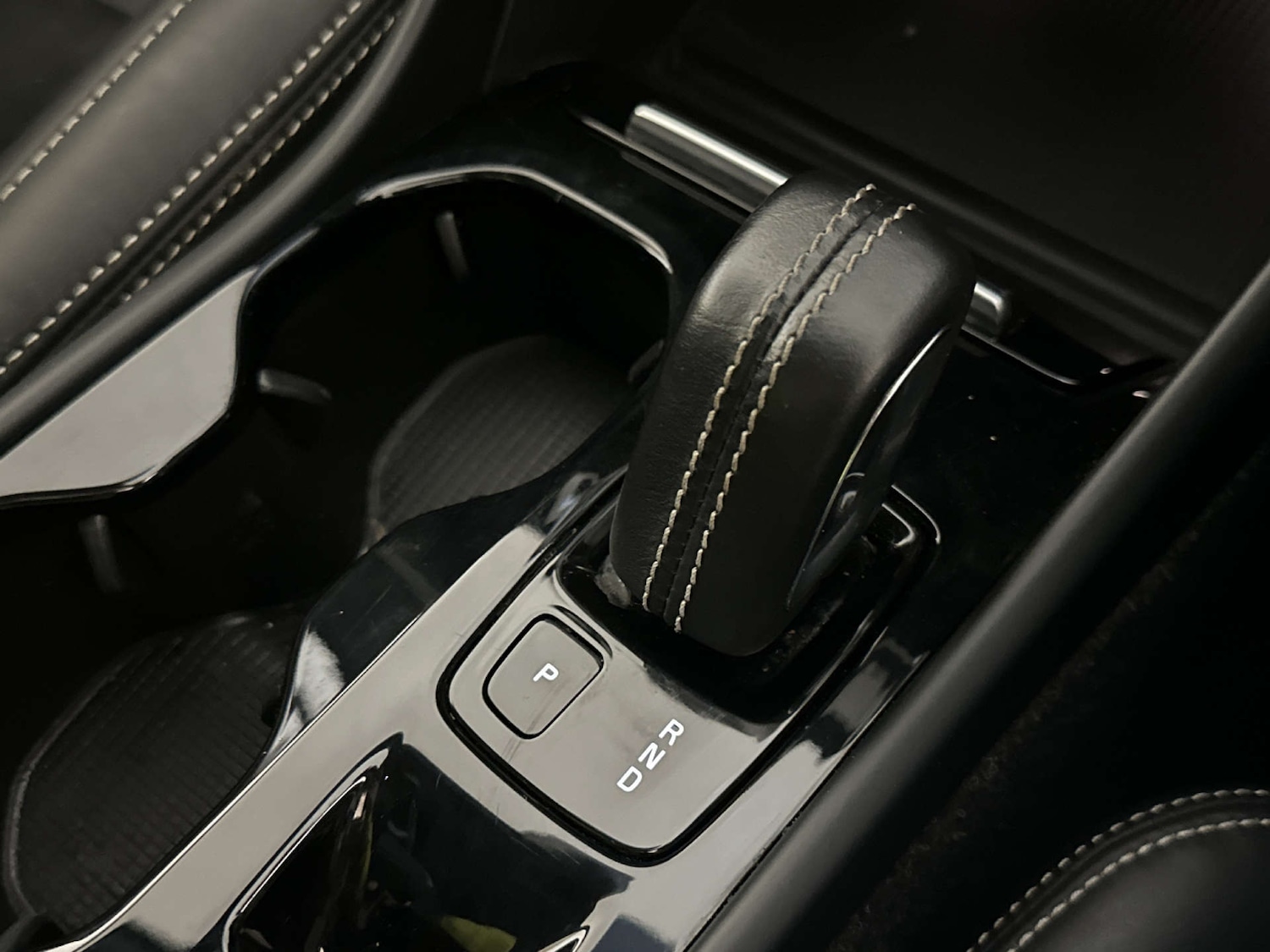 Used Volvo XC40 2021 for sale - 77988202: Photo 25