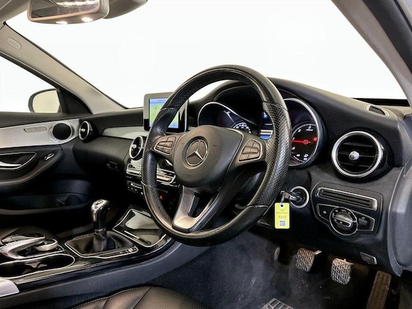 Used Mercedes-Benz C Class 2015 for sale - 76312280: Photo 16