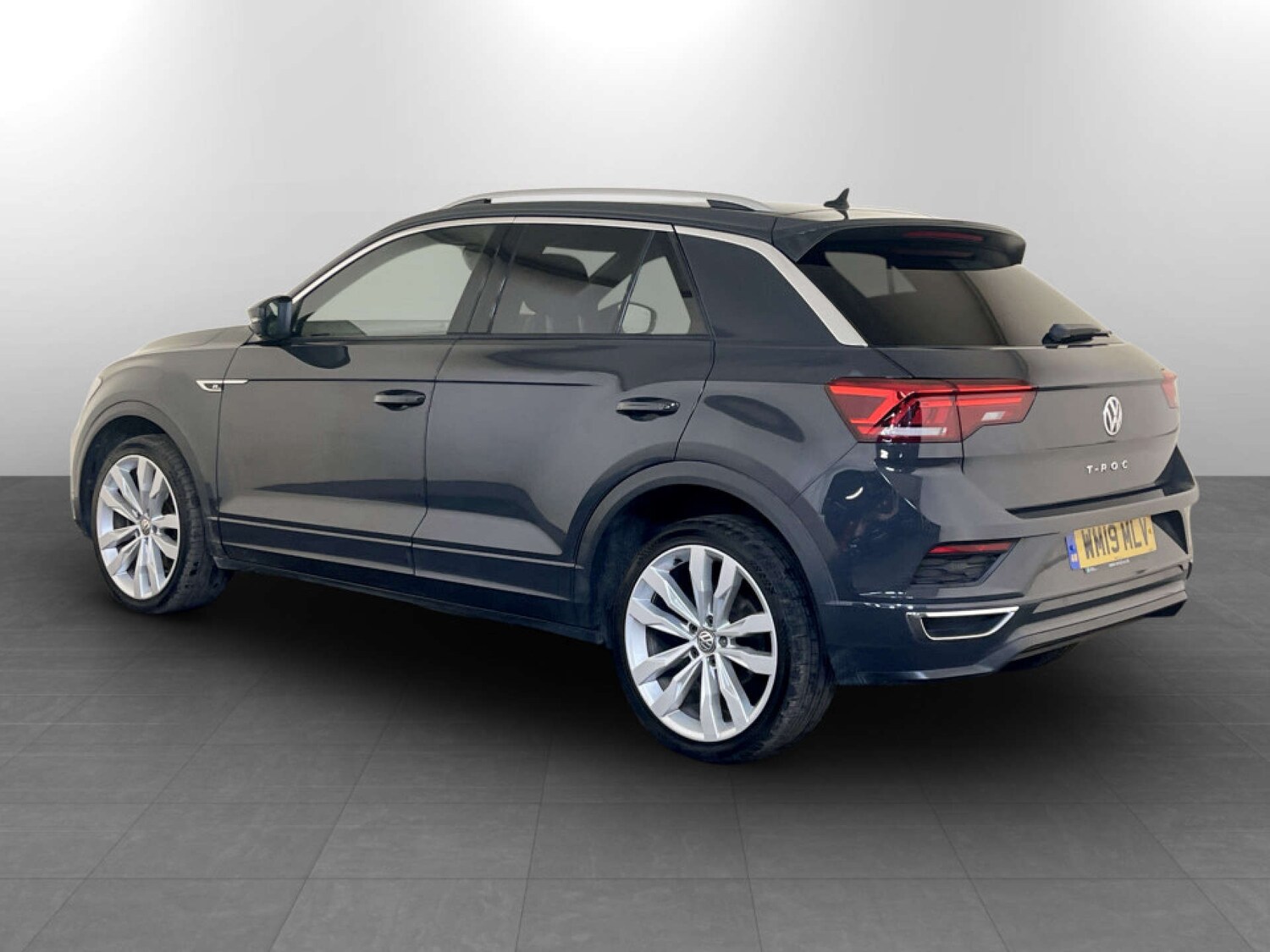 Used Volkswagen T-Roc 2019 for sale - 77765706: Photo 8