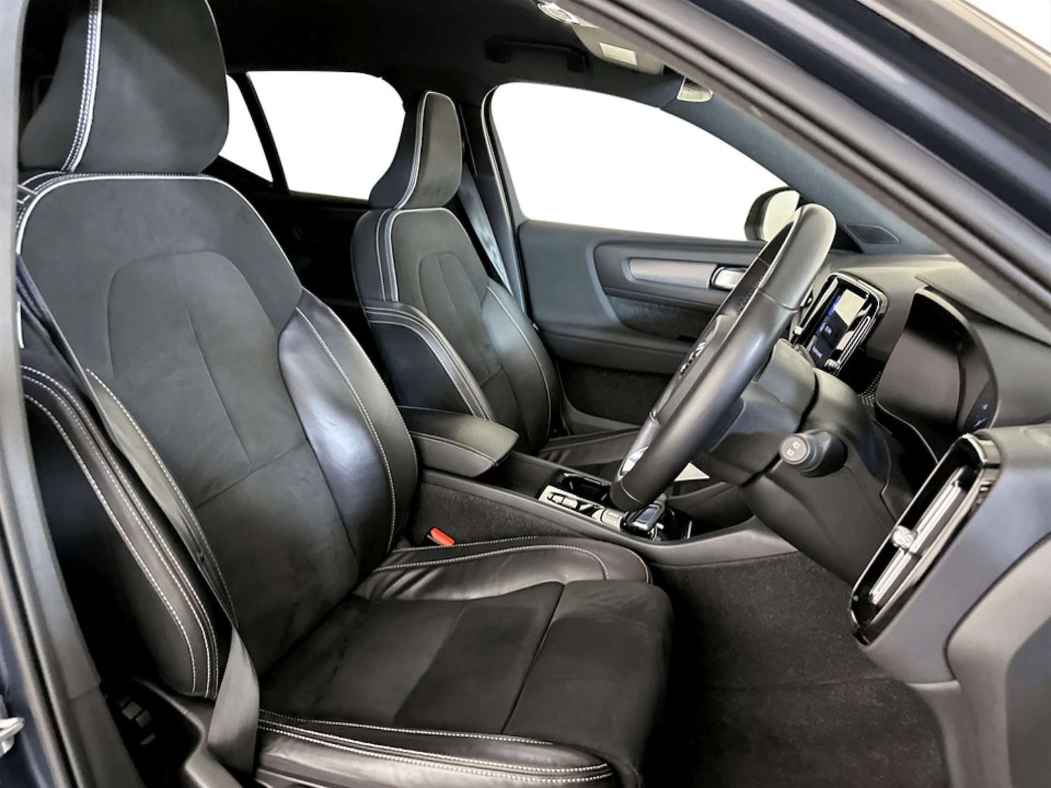 Used Volvo XC40 2021 for sale - 77409025: Photo 12