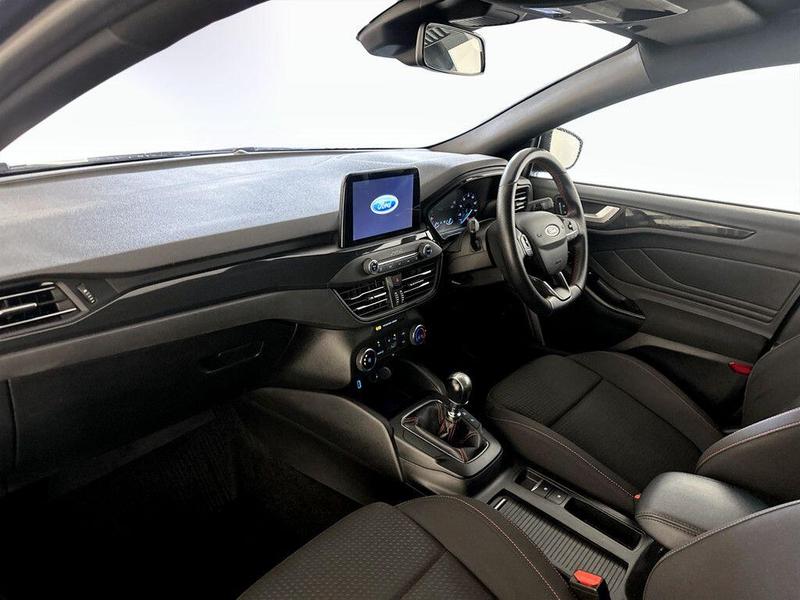 Used Ford Focus 2018 for sale - 76076749: Photo 12