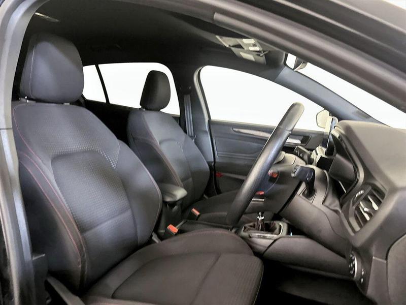 Used Ford Focus 2018 for sale - 76076749: Photo 13