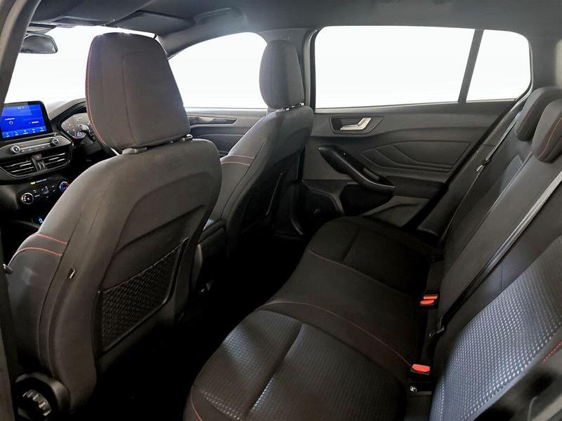 Used Ford Focus 2018 for sale - 76076749: Photo 14