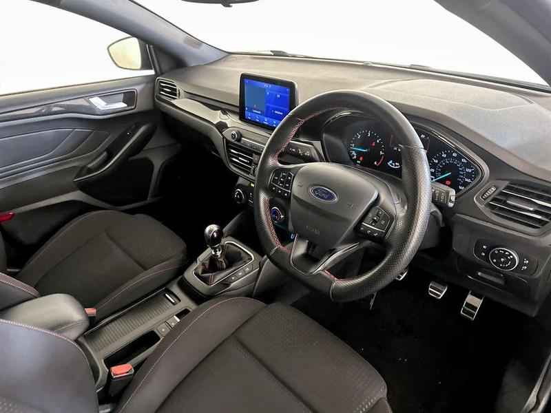 Used Ford Focus 2018 for sale - 76076749: Photo 15