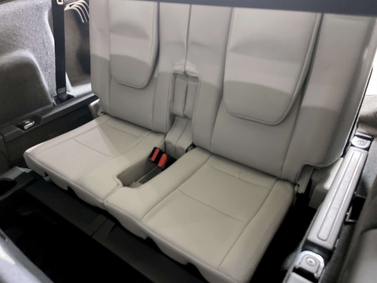 Used Land Rover Discovery Sport 2018 for sale - 77213726: Photo 15