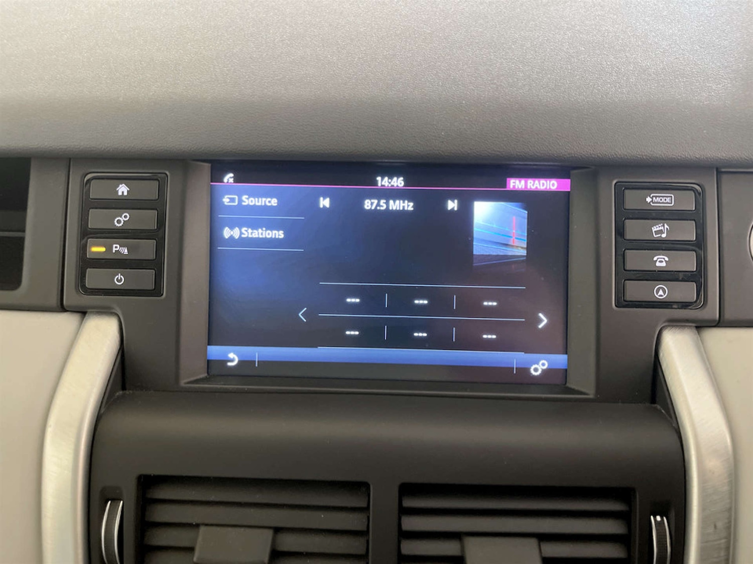 Used Land Rover Discovery Sport 2018 for sale - 77213726: Photo 22