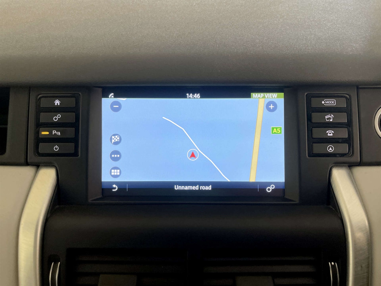 Used Land Rover Discovery Sport 2018 for sale - 77213726: Photo 23