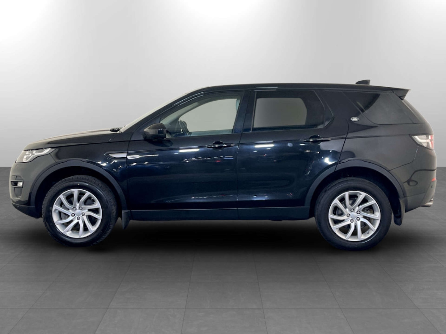 Used Land Rover Discovery Sport 2018 for sale - 77213726: Photo 7