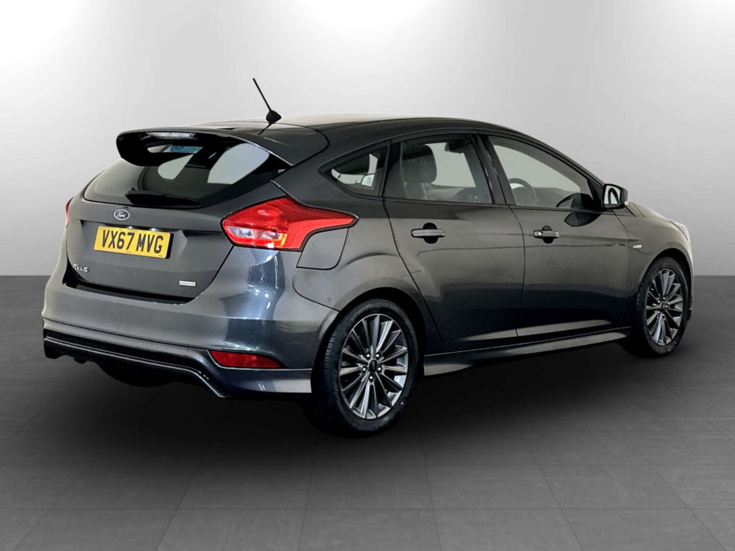 Used Ford Focus 2017 for sale - 77383435: Photo 10