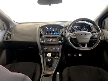 Used Ford Focus 2017 for sale - 77383435: Photo