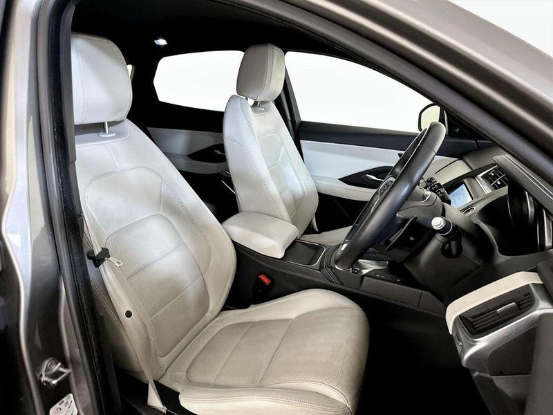 Used Jaguar E-Pace 2019 for sale - 76734737: Photo 13
