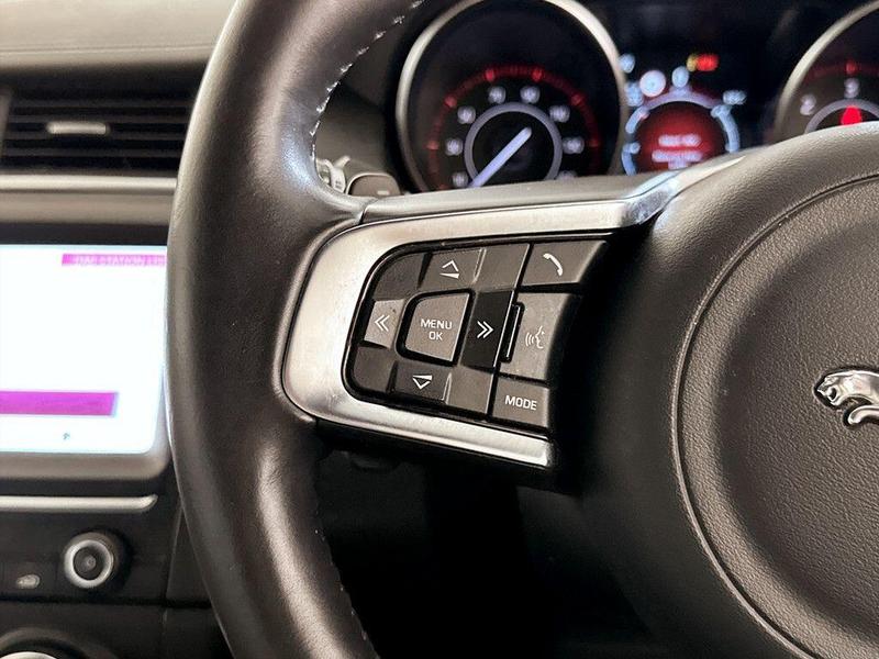Used Jaguar E-Pace 2019 for sale - 76734737: Photo 17