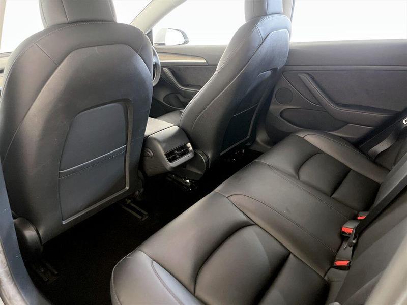 Used Tesla Model 3 2021 for sale - 75972923: Photo 14
