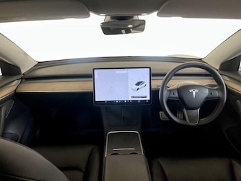 Used Tesla Model 3 2021 for sale - 75972923: Photo