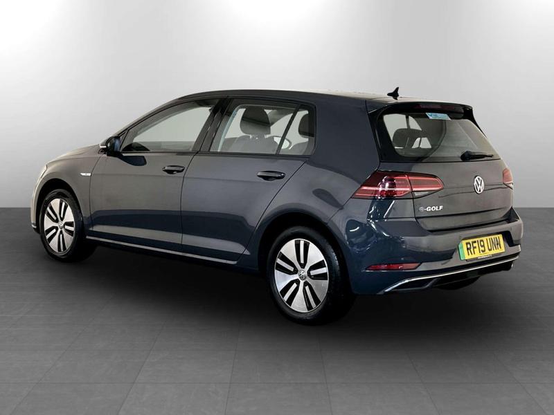 Used Volkswagen Golf 2019 for sale - 77152142: Photo 8