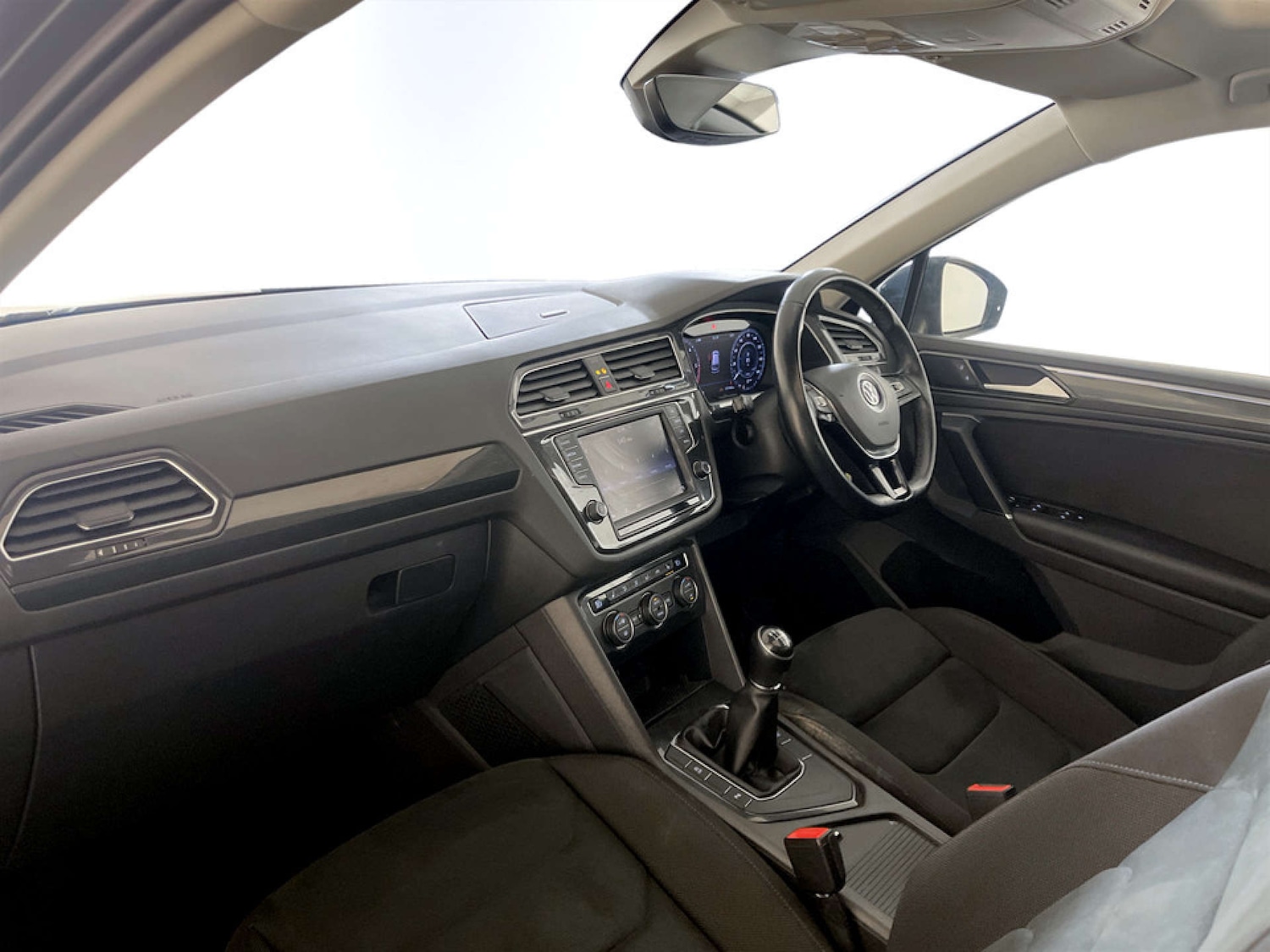 Used Volkswagen Tiguan 2016 for sale - 77380707: Photo 12