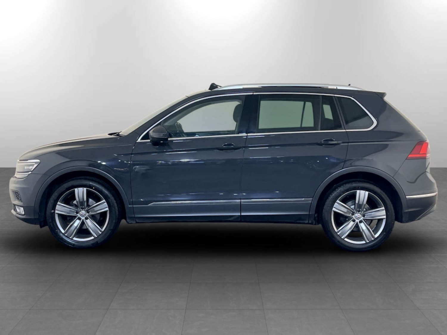 Used Volkswagen Tiguan 2016 for sale - 77380707: Photo 7