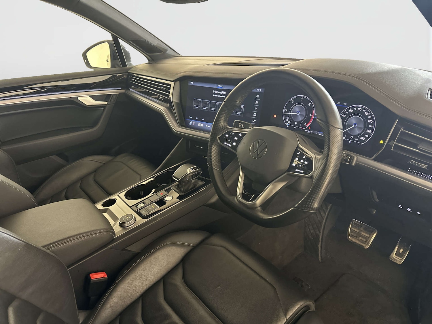 Used Volkswagen Touareg 2021 for sale - 77998541: Photo 16