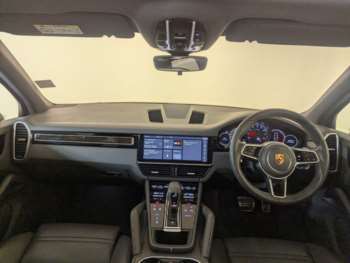 Used Porsche Cayenne 2019 for sale - 73454200: Photo