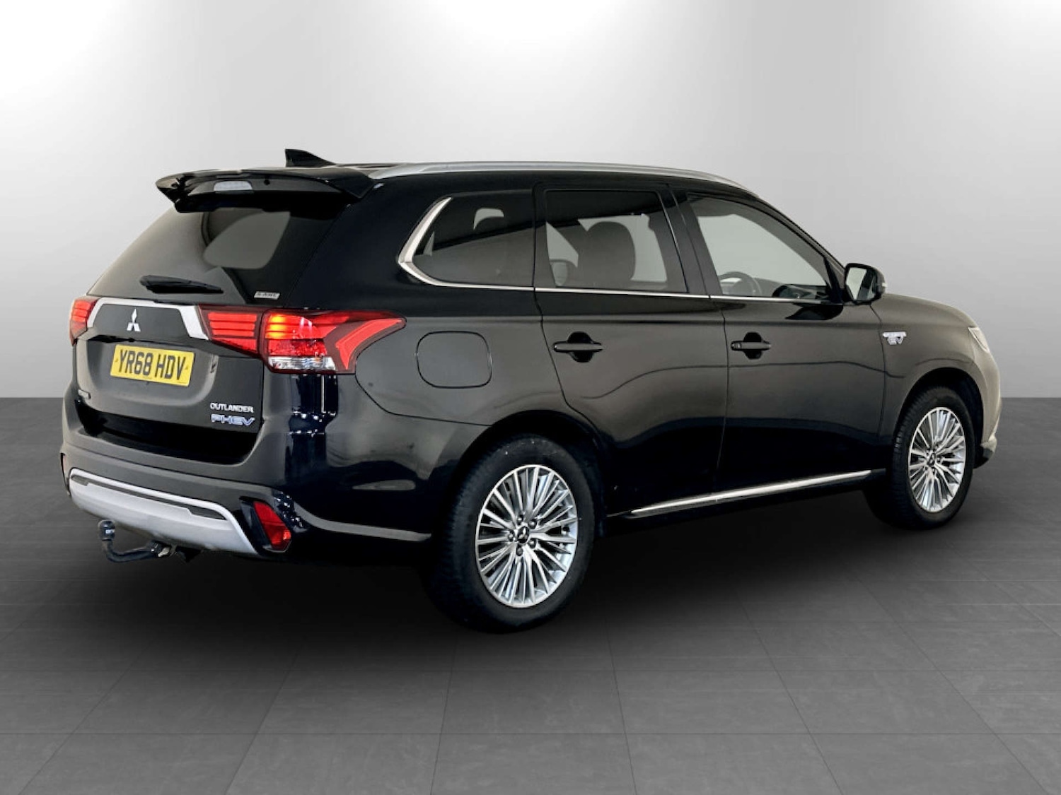 Used Mitsubishi Outlander 2018 for sale - 77328554: Photo 10