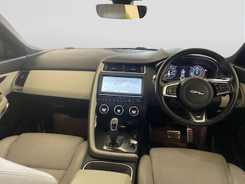 Used Jaguar E-Pace 2018 for sale - 78568237: Photo