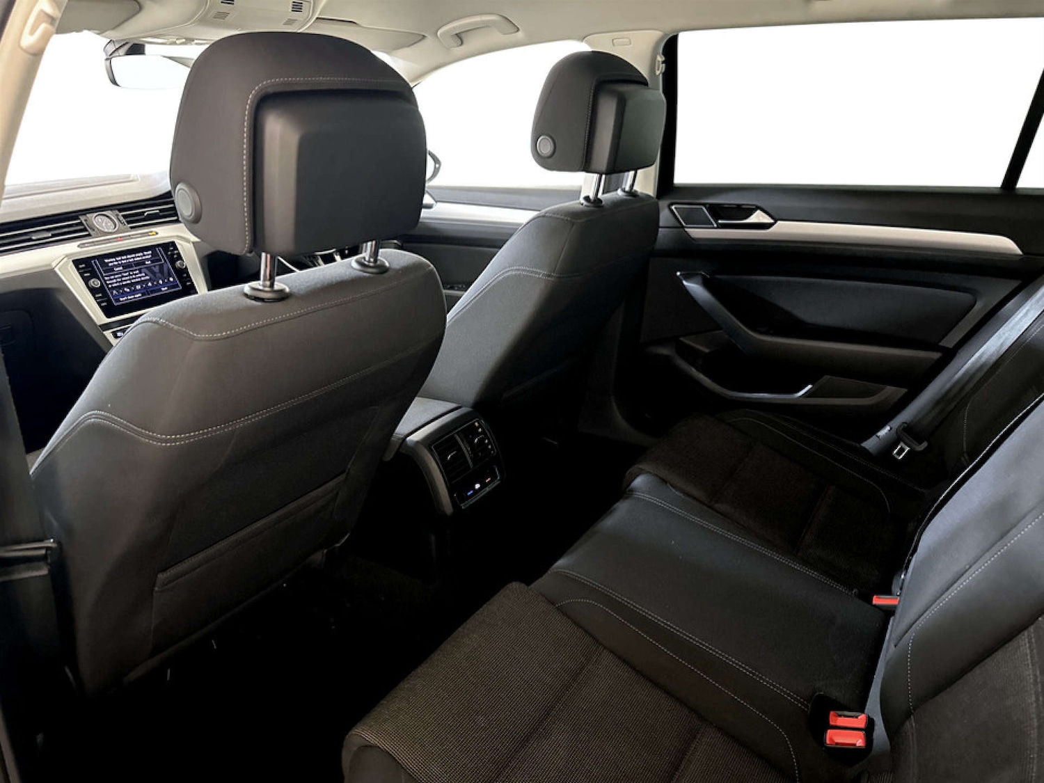 Used Volkswagen Passat 2019 for sale - 77778175: Photo 14