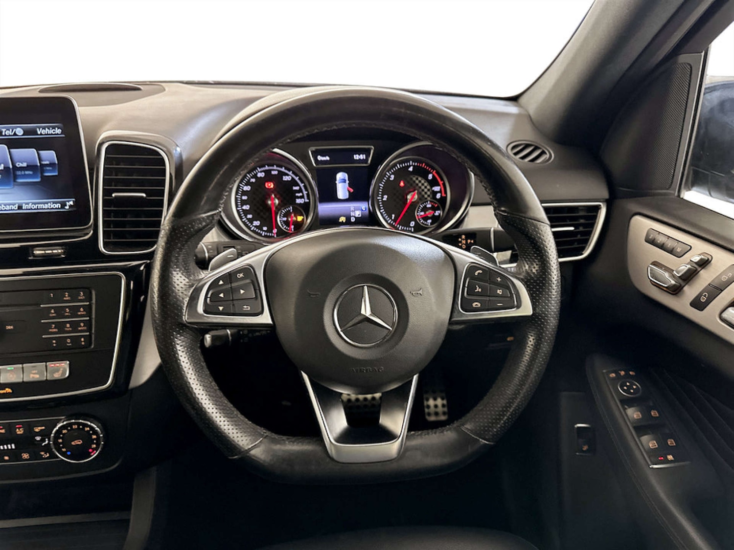 Used Mercedes-Benz GLE 2018 for sale - 77342183: Photo 17