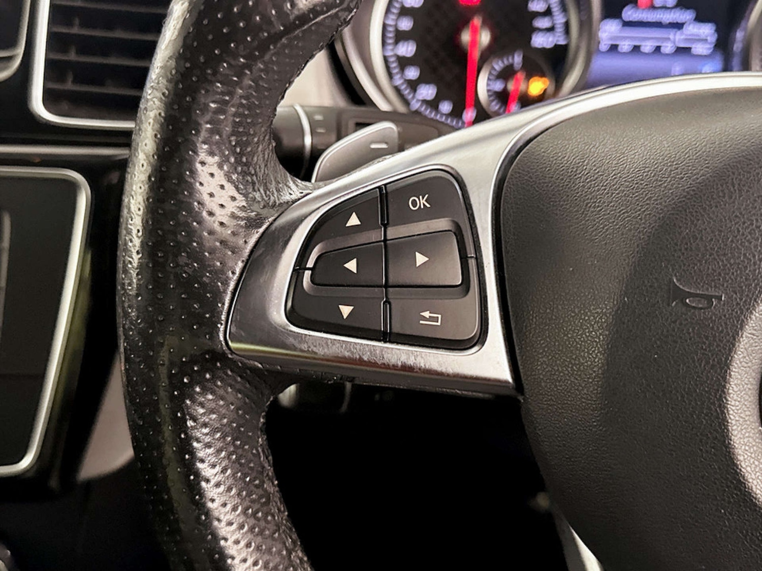 Used Mercedes-Benz GLE 2018 for sale - 77342183: Photo 18